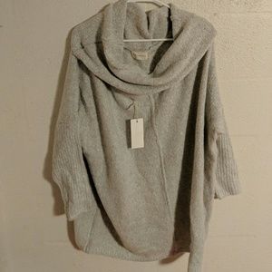 Cowl neck tunic sweater gray